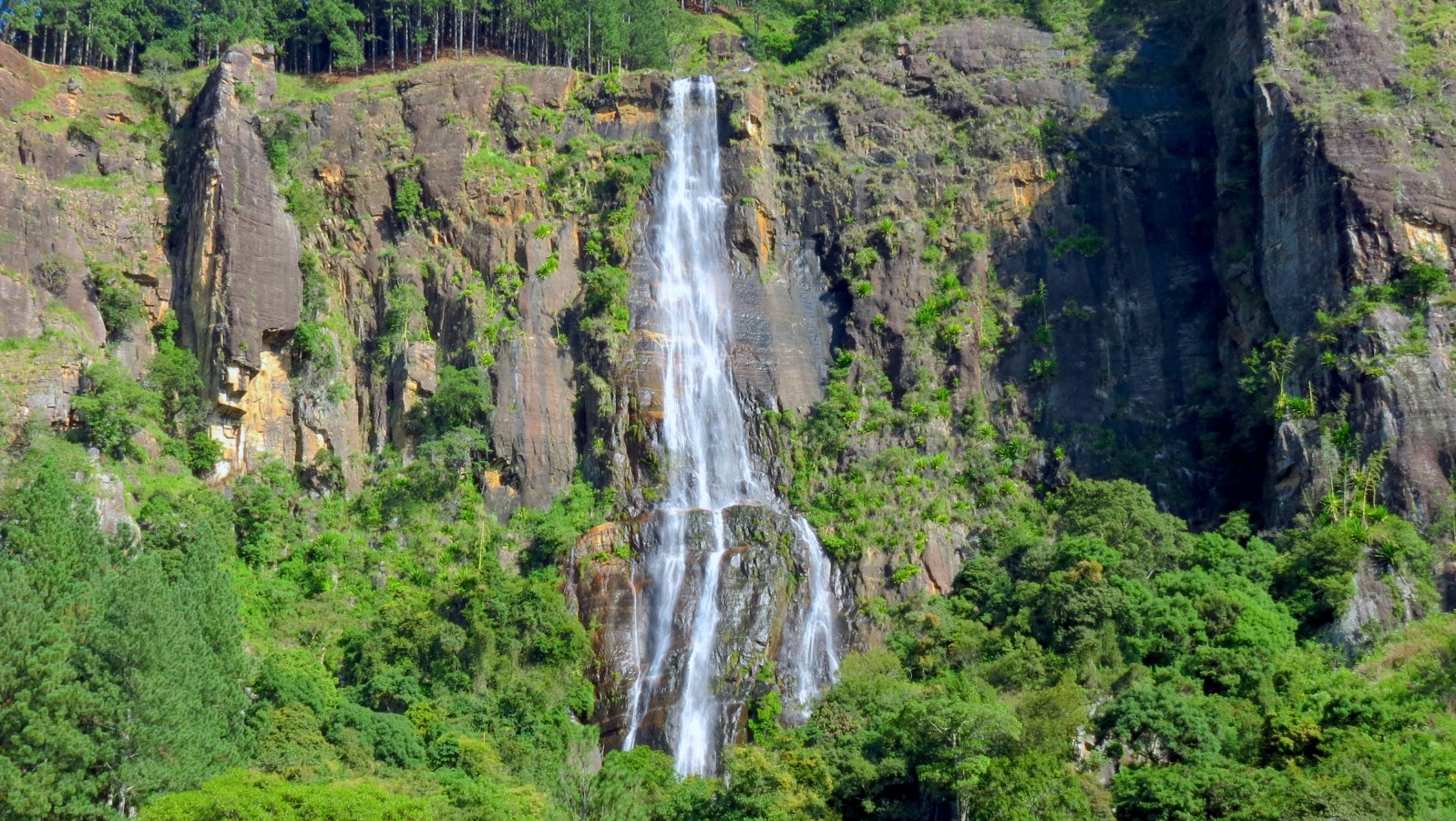 Bambarakanda falls
