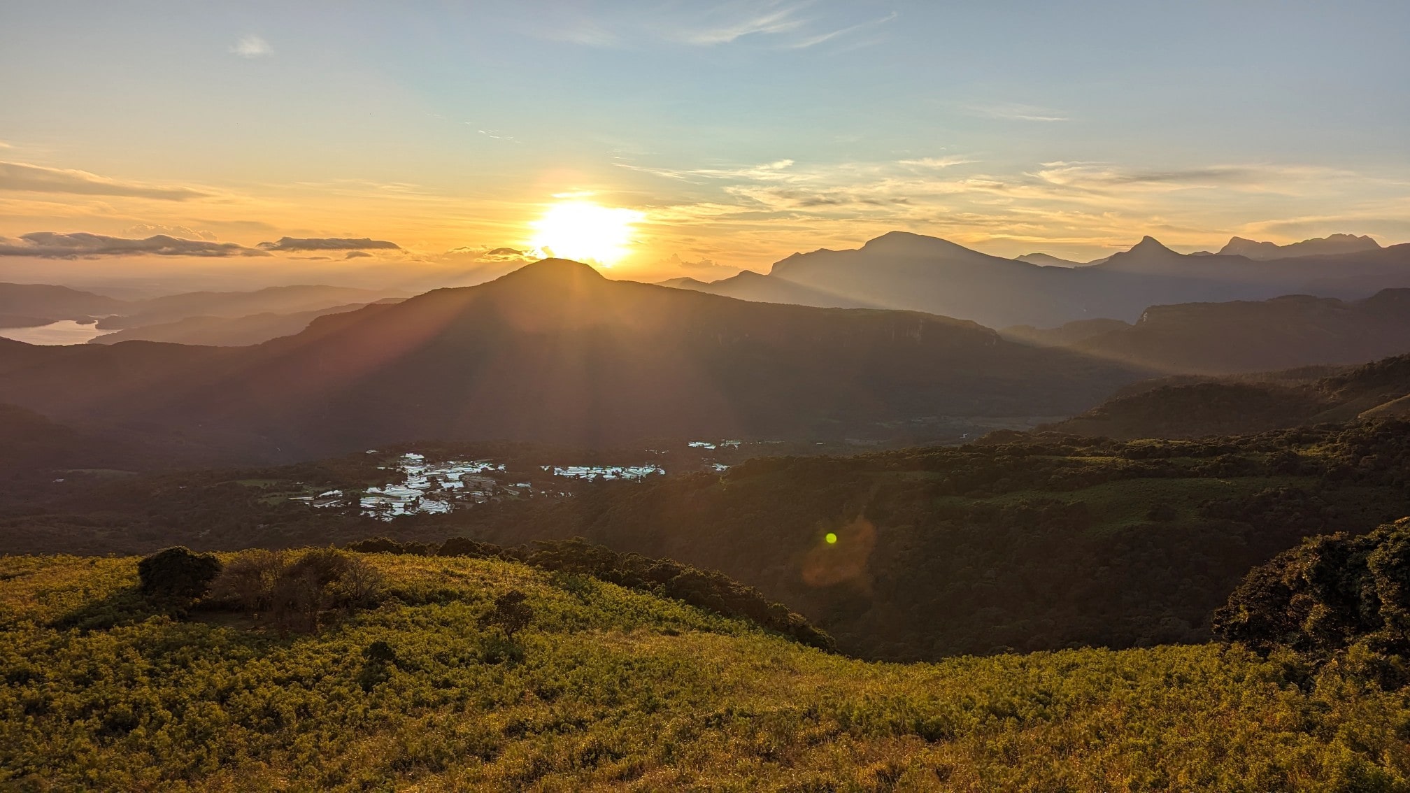 Manigala Hike Knuckles